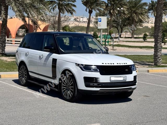 Land Rover - Range Rover for sale in Manama