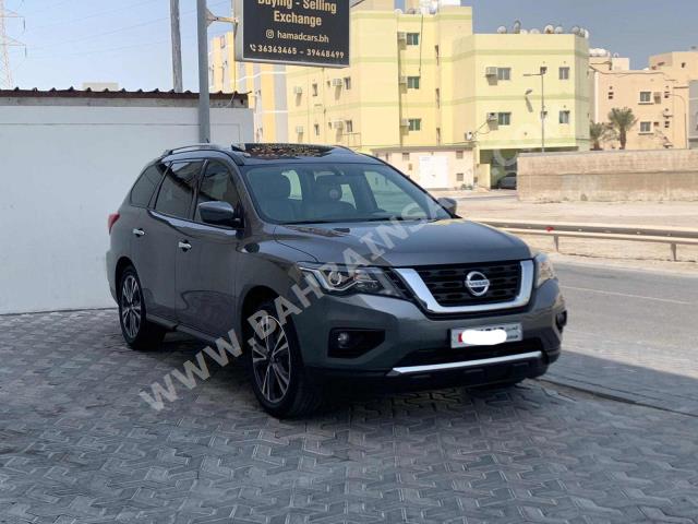 Nissan - Pathfinder for sale in Manama